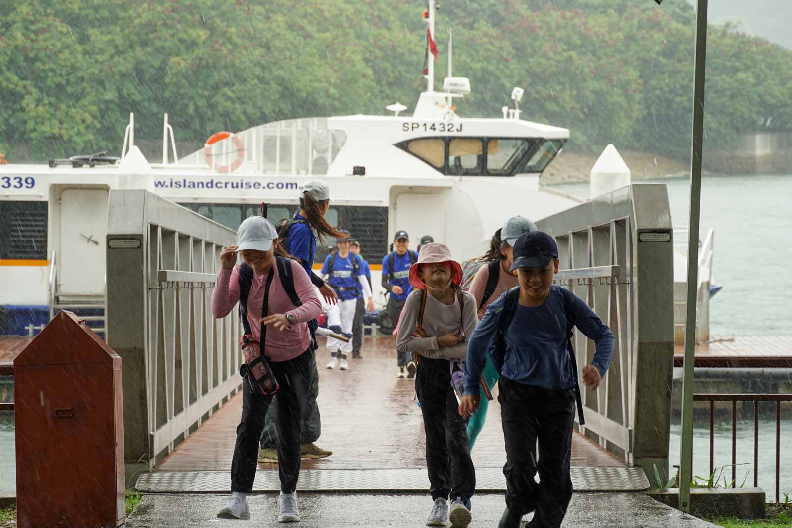 southern voyagers holiday camp children taking ferry